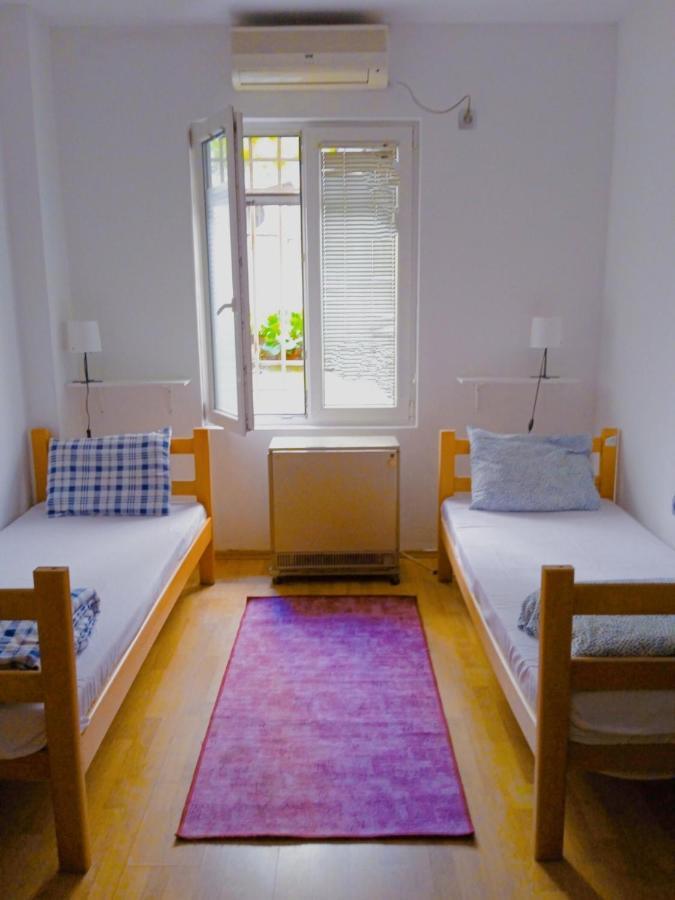 Hotel Jasmin à Belgrade Extérieur photo